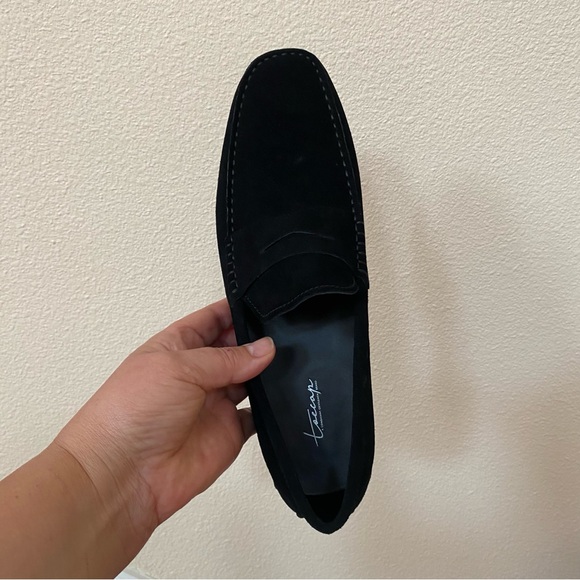 NWB Toecap Black Suede Driving Loafer for Men - Picture 3 of 9